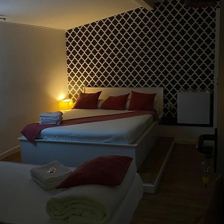 Brandao House Hostel Caparica Exterior photo