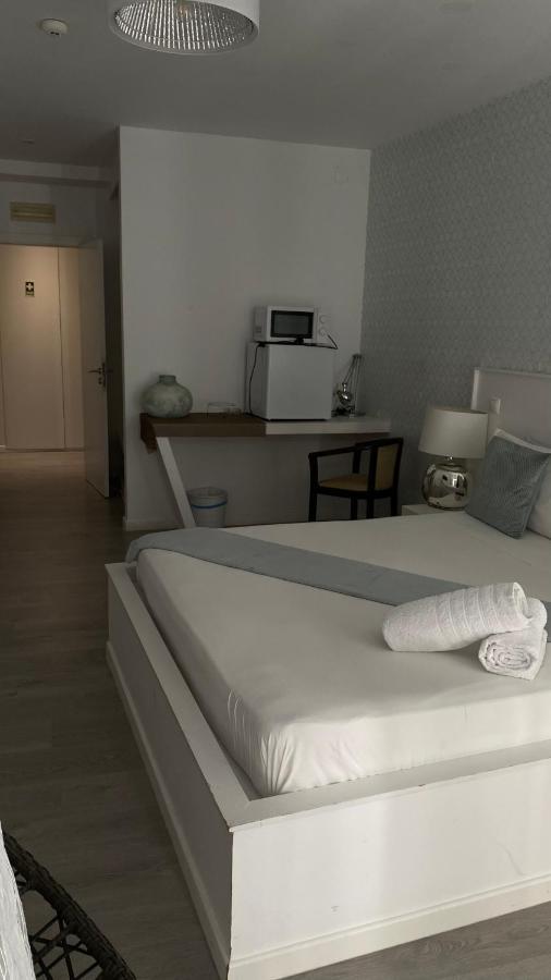 Brandao House Hostel Caparica Exterior photo
